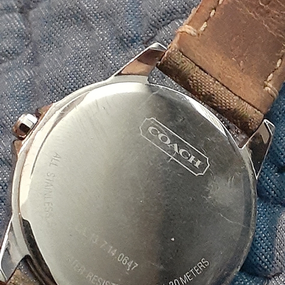Coach khaki signature watch with pink acce… - Picture 5 of 5
